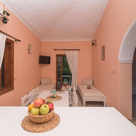 Alykes Park Bungalows Bagian luar foto